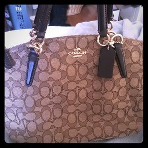 Tan & brown coach purse 👛